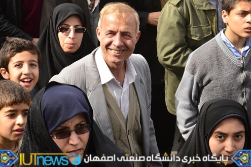 حضور باشکوه دانشگاهیان دانشگاه صنعتی اصفهان در راهپیمایی 22 بهمن