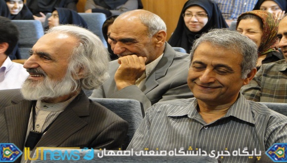 جشن تجلیل از استادان وکارکنان بازنشسته دانشکده علوم ریاضی