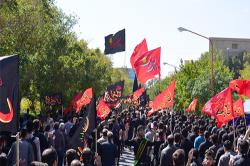 برپایی قافله بزرگ سوگواران حسینی دردانشگاه صنعتی اصفهان + گزارش ویدئویی